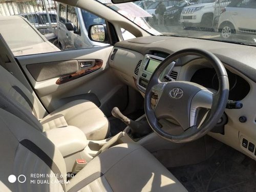 Toyota Innova 2004-2011 2013 MT for sale in Pune