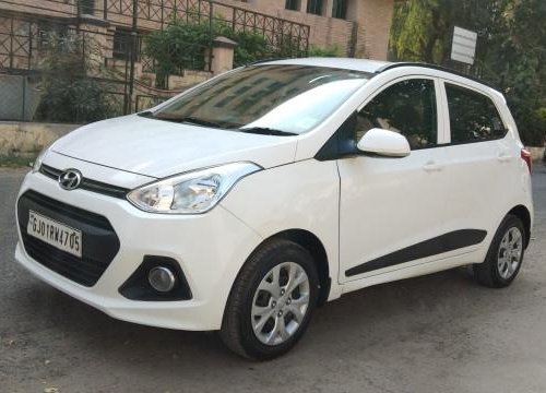 Hyundai Grand i10 2013-2016 Sportz MT for sale in Ahmedabad