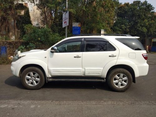 Toyota Fortuner Version 3.0 Diesel 2010 MT for sale in Mumbai