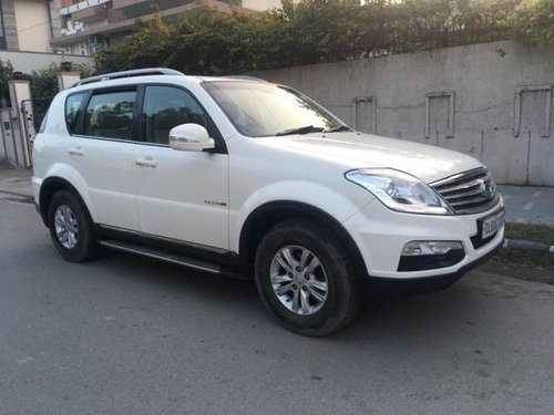 Mahindra Ssangyong Rexton RX7 AT 2013 in New Delhi