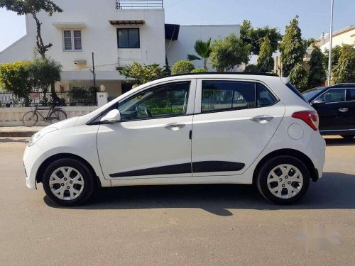 Hyundai Grand I10 Sportz 1.1 CRDi, 2014, Diesel MT for sale in Ahmedabad