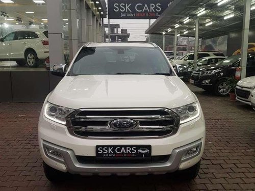 Used Ford Endeavour 2016 AT for sale in Lucknow 