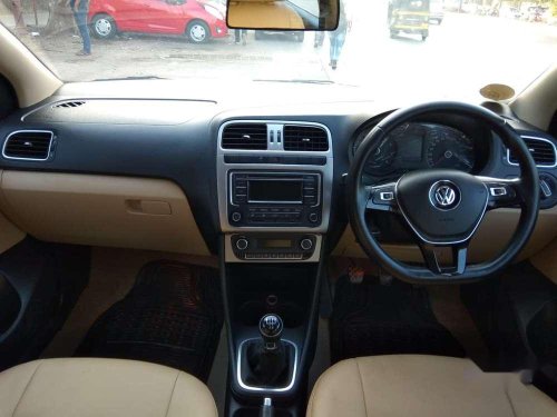 Volkswagen Polo, 2014, Petrol MT for sale in Mumbai