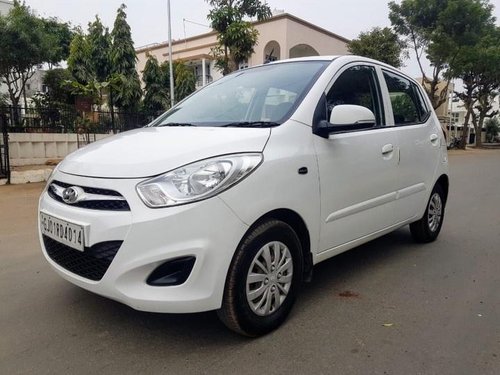 Used 2014 Hyundai i10 Sportz AT for sale in Ahmedabad