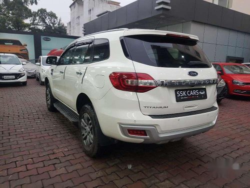 Used Ford Endeavour 2016 AT for sale in Lucknow 