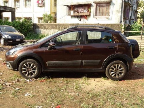 Used Fiat Avventura MULTIJET Emotion MT 2015 in Kolkata