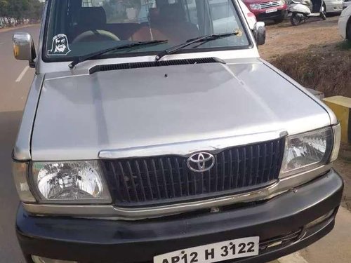 Used 2003 Toyota Qualis MT for sale in Hyderabad