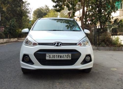 Hyundai Grand i10 2013-2016 Sportz MT for sale in Ahmedabad