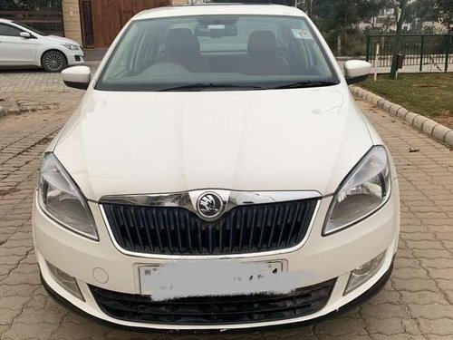 Skoda Rapid 2014 MT for sale in Chandigarh