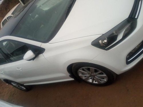 2015 Volkswagen Polo Version Petrol Highline 1.6L MT for sale at low price in Bhubaneswar