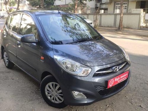 Used Hyundai i10 Sportz 2016 MT for sale  in Ahmedabad