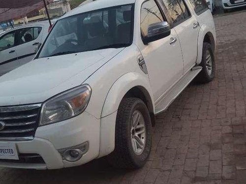 Ford Endeavour 2.5L 4x2, 2011, Diesel MT in Bareilly