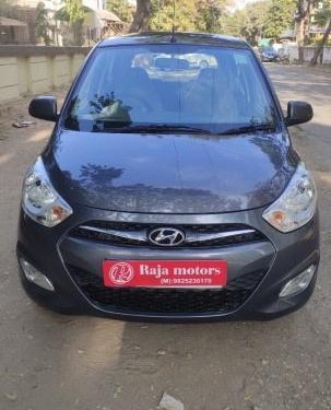 Used Hyundai i10 Sportz 2016 MT for sale  in Ahmedabad