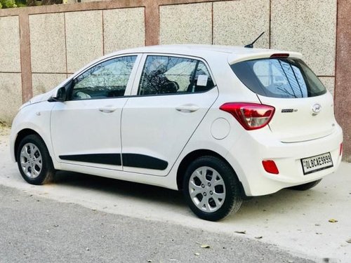 Hyundai Grand i10 2016-2017 Magna CNG MT in New Delhi