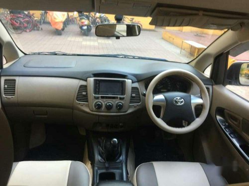 Toyota Innova 2.5 G4 8 STR, 2015, Diesel MT in Mumbai
