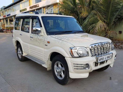 Mahindra Scorpio 2.6 Turbo 7 Str MT 2006 in Hyderabad