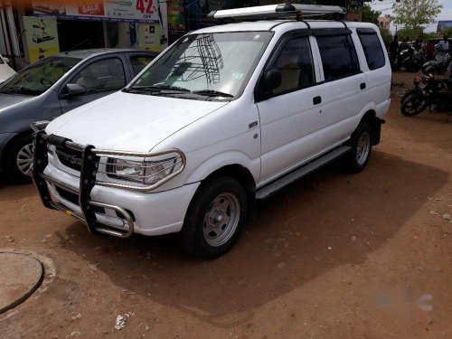 Chevrolet Tavera Neo 3 LS- 10 STR BS-III, 2009, Diesel MT in Madurai