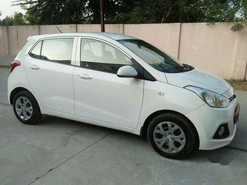 Hyundai Grand I10, 2014, Diesel MT in Vadodara