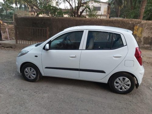 Hyundai i10 Magna 2010 MT for sale in Mumbai