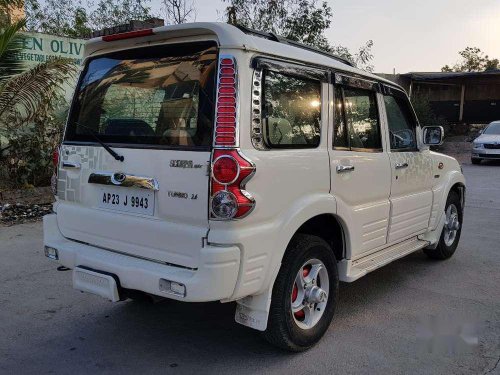 Mahindra Scorpio 2.6 Turbo 7 Str MT 2006 in Hyderabad