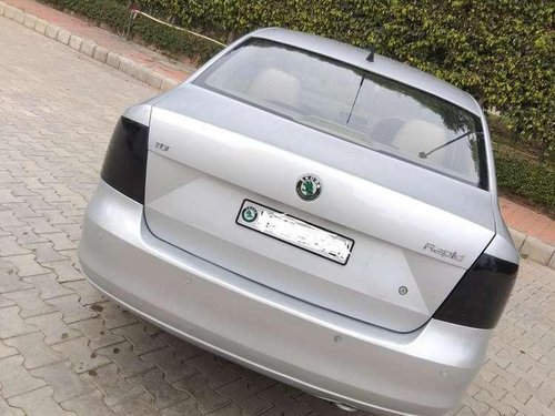 Skoda Rapid, 2012, Diesel MT in Chandigarh