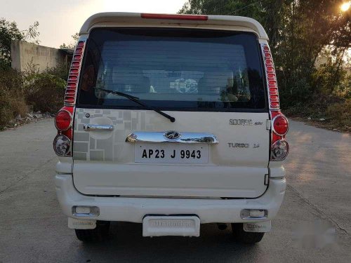 Mahindra Scorpio 2.6 Turbo 7 Str MT 2006 in Hyderabad