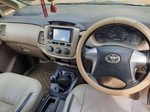 Used Toyota Innova 2.5 G 8 STR BS-IV, 2015, Diesel MT for sale in Hyderabad 