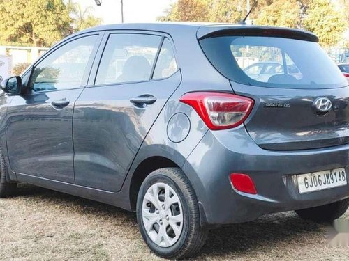 2015 Hyundai i10 MT for sale in Vadodara