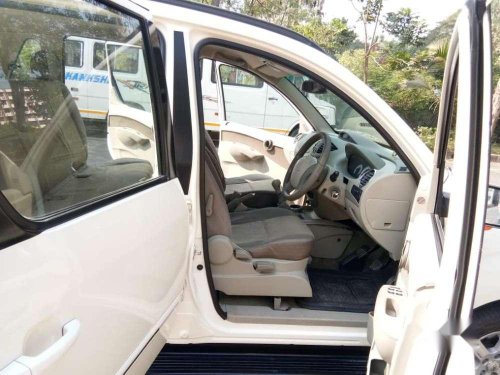 Mahindra Quanto C8, 2013, Diesel MT for sale in Mumbai