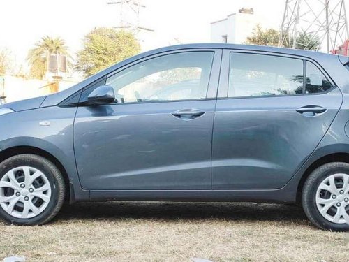 2015 Hyundai i10 MT for sale in Vadodara