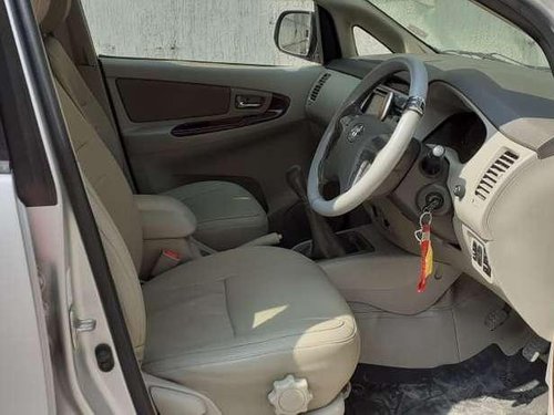 Used Toyota Innova 2.5 V 8 STR, 2014, Diesel MT for sale in Thane 