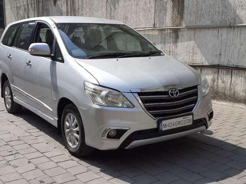 Used Toyota Innova 2.5 V 8 STR, 2014, Diesel MT for sale in Thane 