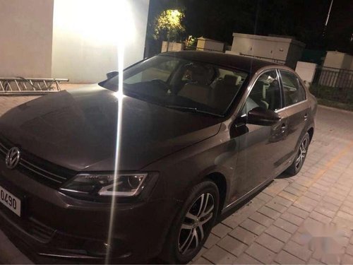 Used Volkswagen Vento Highline Petrol, 2014 MT for sale in Ahmedabad 