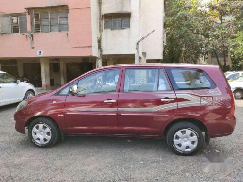 Toyota Innova 2.5 G4 8 STR, 2006, Diesel MT for sale in Pune