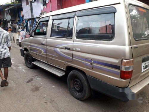 Toyota Qualis FS B1, 2003, Diesel MT in Mumbai