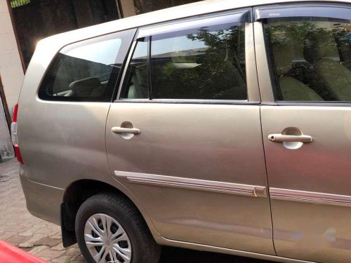 Toyota Innova 2011 MT for sale in Thane