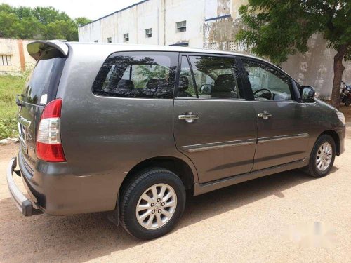 Toyota Innova 2.0 V, 2012, Diesel MT in Sivakasi