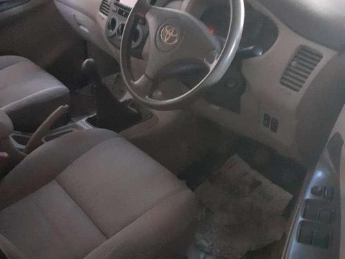 Toyota Innova 2.0 G4, 2005, Diesel MT in Chennai