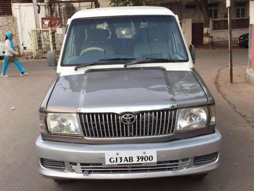 2002 Toyota Qualis MT for sale in Rajkot 