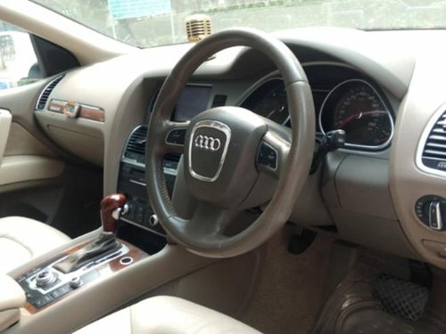 2011 Audi Q7 42 TDI Quatro Diesel MT for sale in New Delhi