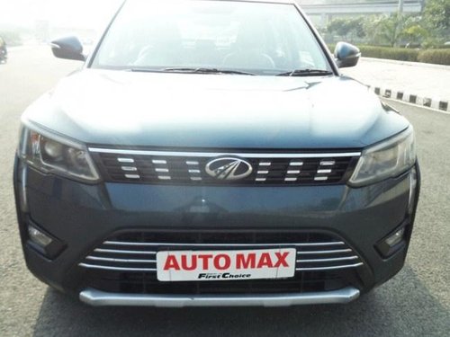 Mahindra XUV300 W8 Option BSIV MT in New Delhi