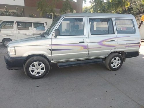 2003 Toyota Qualis FS B3 MT for sale in Indore