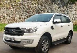 2017 Ford Endeavour TItanium Diesel AT in New Delhi