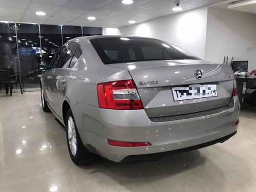 Skoda Octavia 2013-2017 Elegance 2.0 TDI AT for sale in Chennai