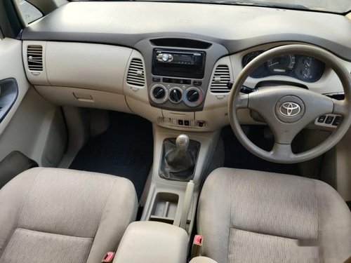 Used Toyota Innova MT 2004-2011 car at low price in Mumbai - Maharashtra