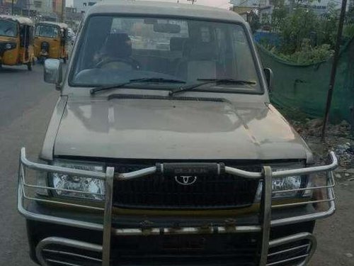 Used 2004 Toyota Qualis GS C1 MT for sale in Hyderabad