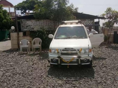 Chevrolet Tavera MT 2016 in Kolhapur