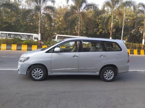 Toyota Innova 2014 MT for sale in Mumbai - Maharashtra