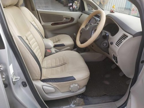 Toyota Innova 2014 MT for sale in Mumbai - Maharashtra