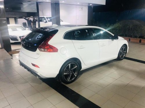 Used 2016 Volvo V40 AT for sale in Pune